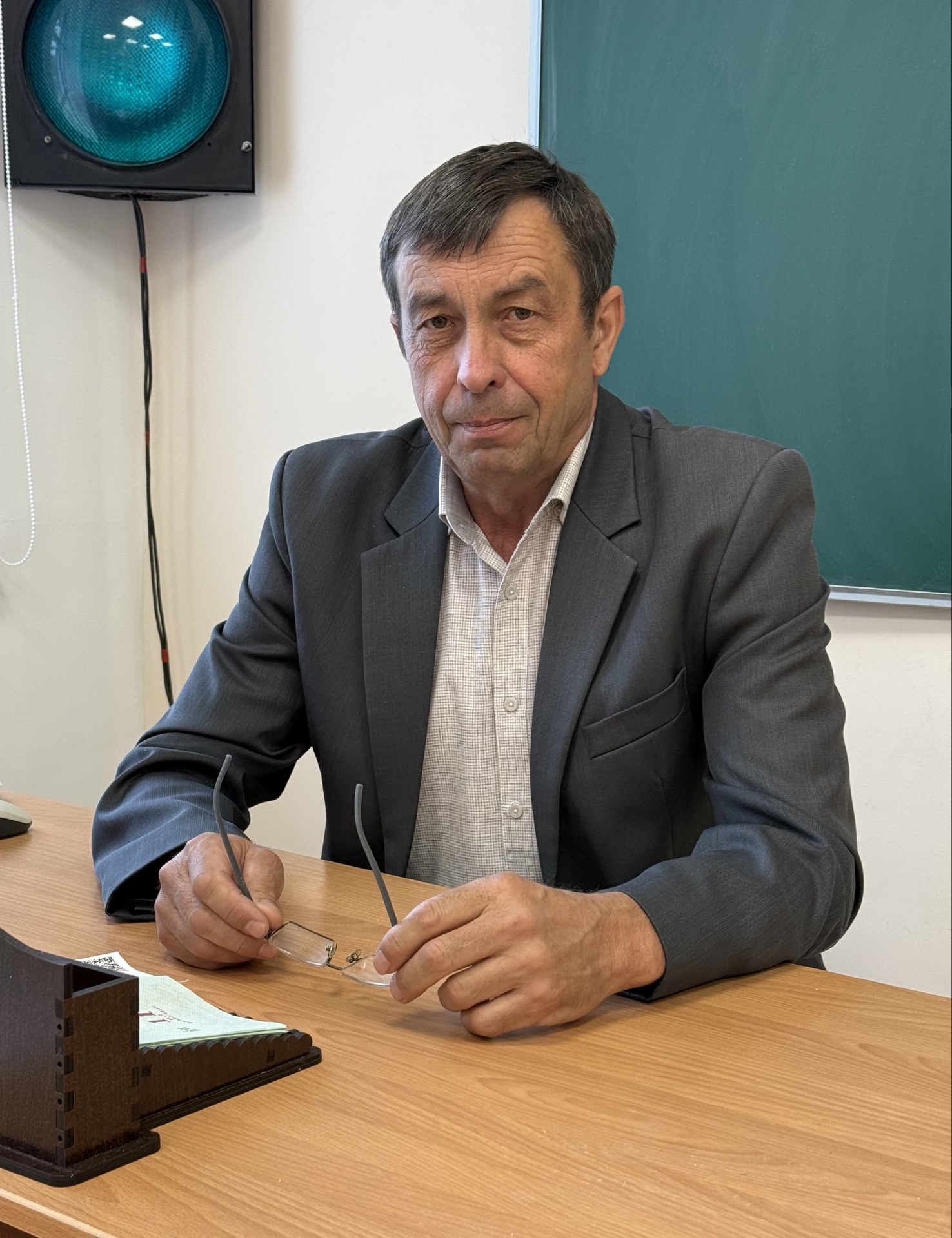 Карманчиков Юрий Александрович.
